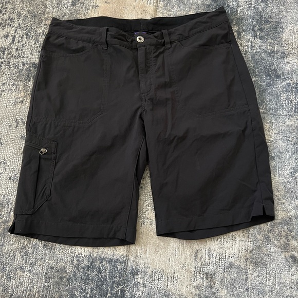 Patagonia Pants - Patagonia Black shorts size 10.